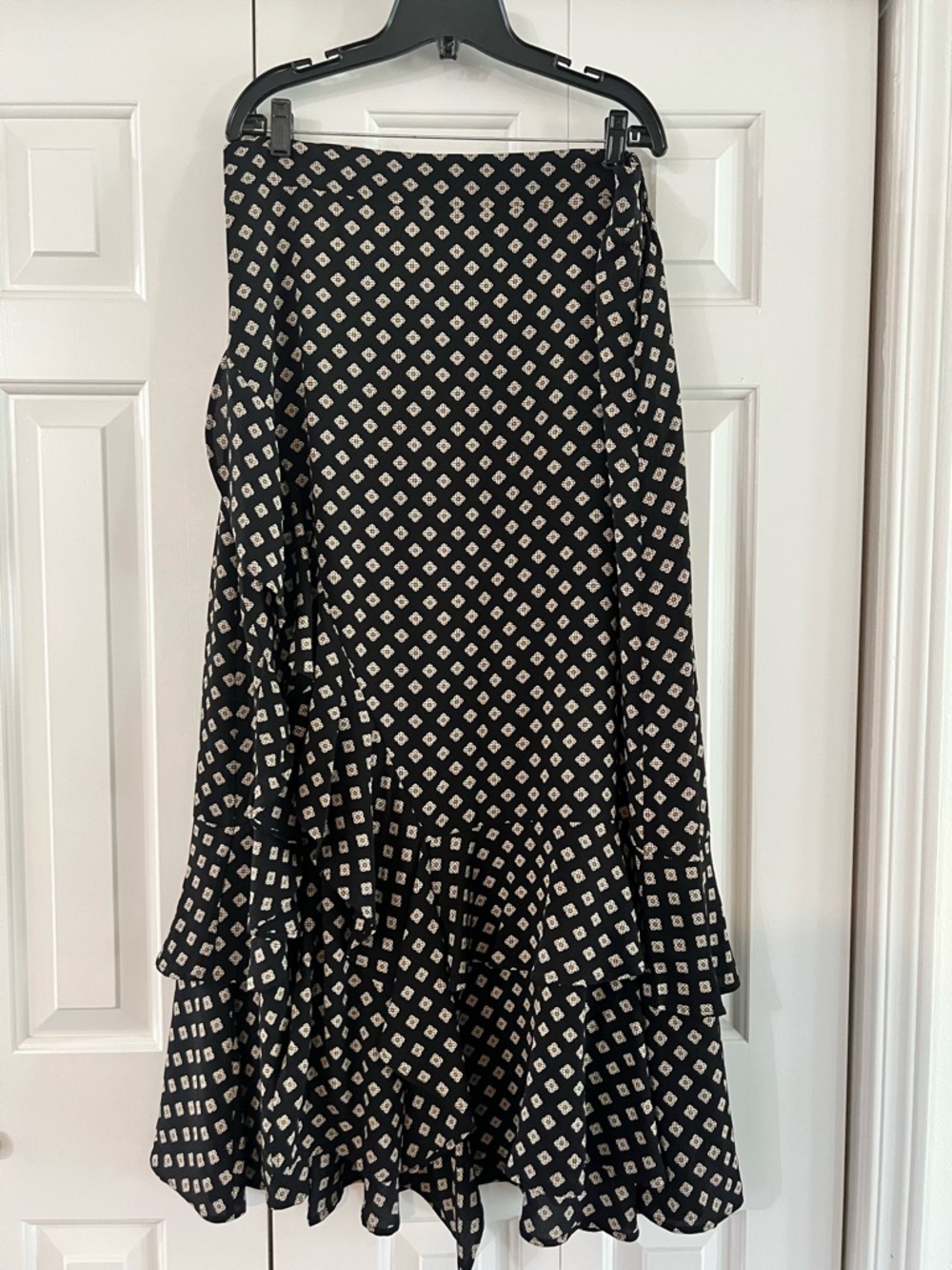 torrid Black and White Diamond Print High-Low Ruffle Skirt